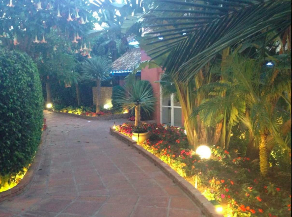 Puerto Banus With Private Garden Apartman Marbella Kültér fotó